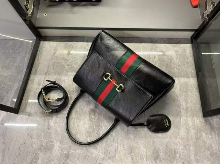 Picture of Gucci Handbags _SKUfw234999076fw